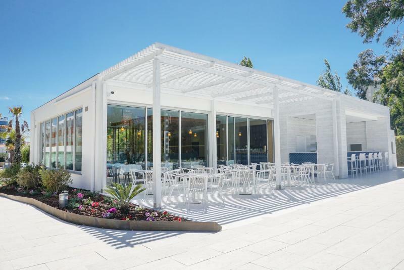 Malibu Foz Hotel - La Maison Younan Фигейра-да-Фош Экстерьер фото The restaurant at the museum