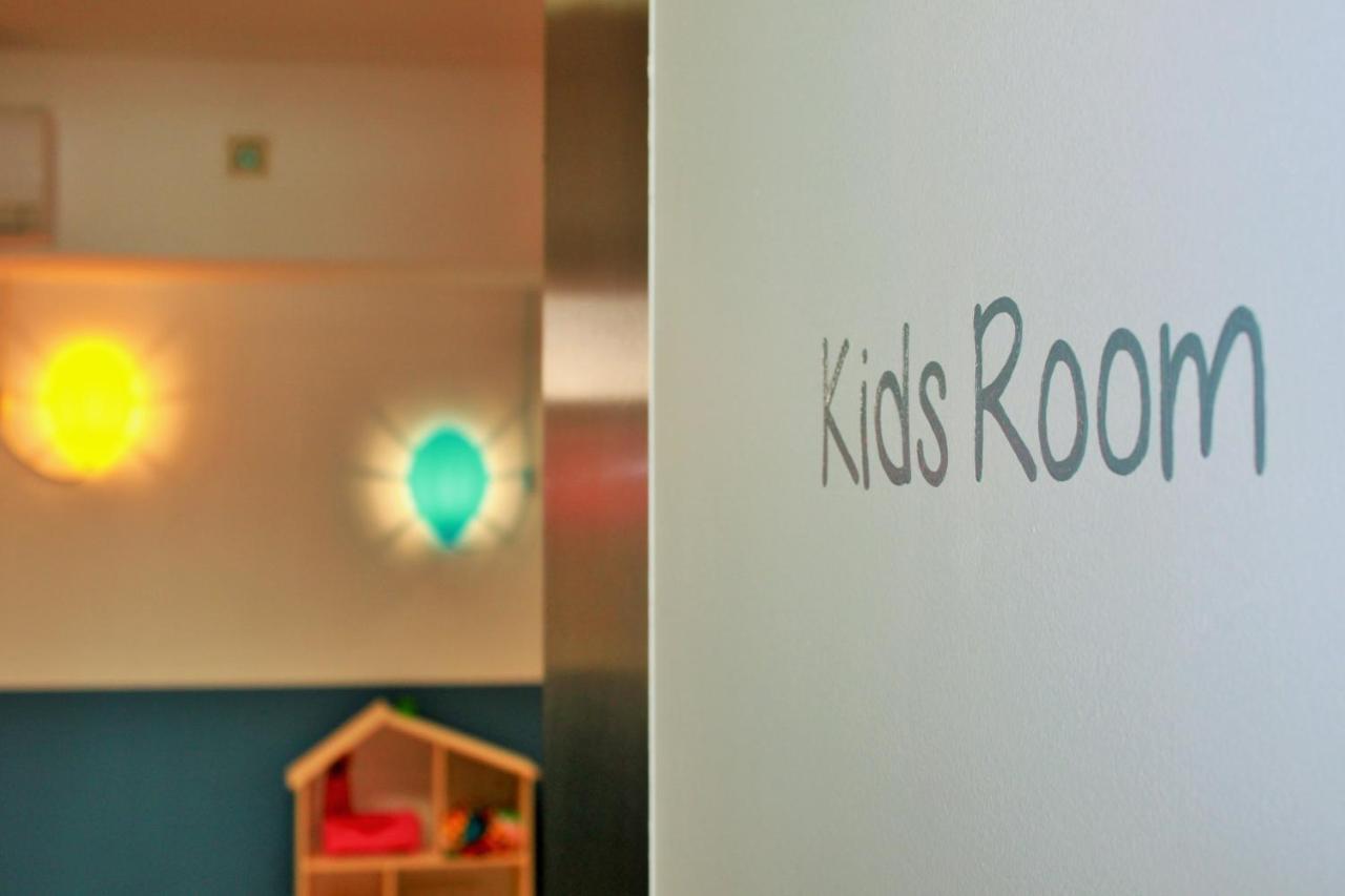 Malibu Foz Hotel - La Maison Younan Фигейра-да-Фош Экстерьер фото Kids Room